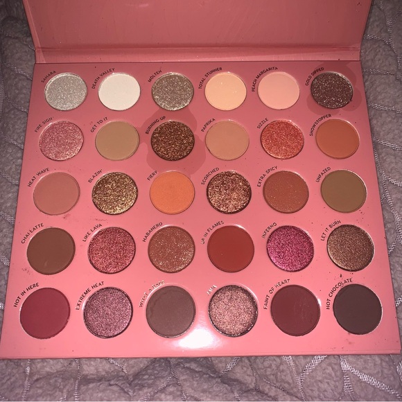 ColourPop Smokin' Hot Pressed Powder Palette NWT - Picture 3 of 11